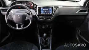 Peugeot 2008 1.2 PureTech Style de 2019