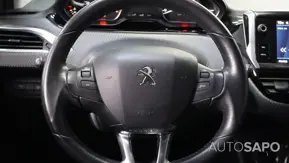 Peugeot 2008 1.2 PureTech Style de 2019