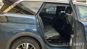 Peugeot 5008 de 2021