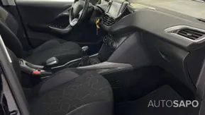 Peugeot 2008 1.2 PureTech Style de 2018