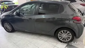 Peugeot 208 1.2 PureTech Style de 2017