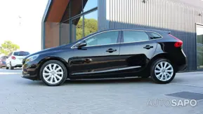 Volvo V40 de 2015