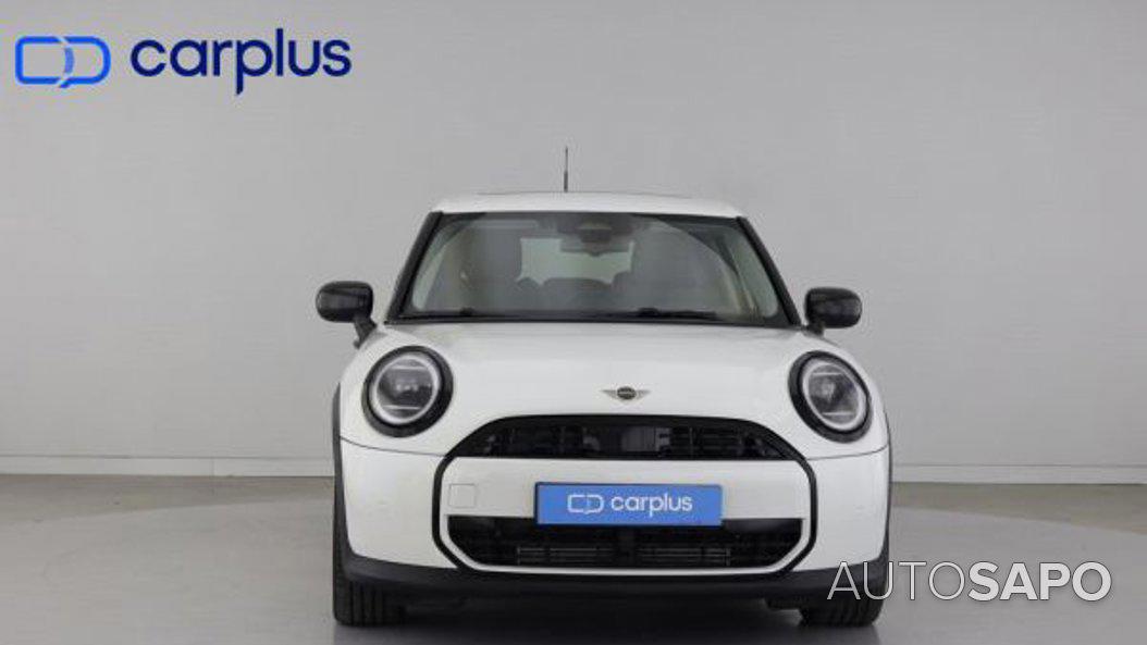 MINI Cooper Auto de 2025