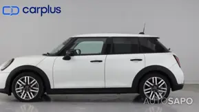 MINI Cooper Auto de 2025