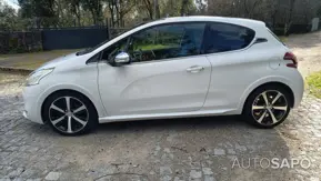 Peugeot 208 de 2014