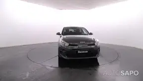 Kia Rio de 2023
