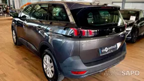 Peugeot 5008 de 2021
