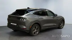 Ford Mustang Mach-E de 2023