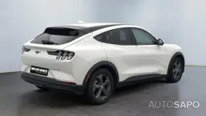 Ford Mustang Mach-E de 2023