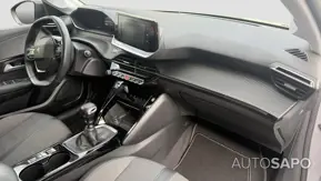 Peugeot 208 1.2 PureTech Allure de 2021