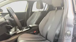 Peugeot 208 1.2 PureTech Allure de 2021