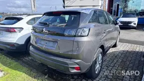 Peugeot 3008 1.2 PureTech Active de 2021