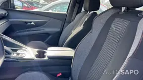 Peugeot 3008 1.2 PureTech Active de 2021