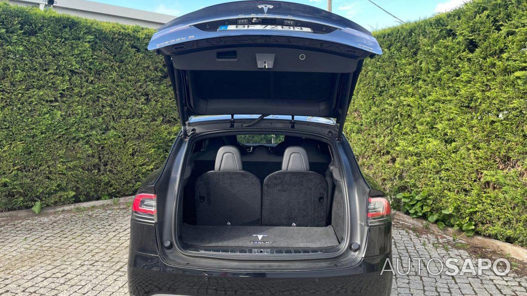 Tesla Model X 90D de 2018