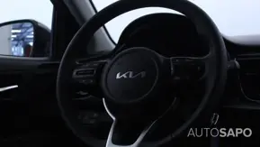 Kia Rio de 2023