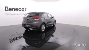 Kia Rio de 2023