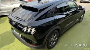 Ford Mustang Mach-E de 2022