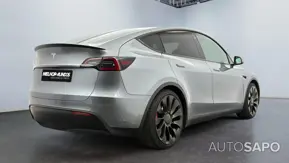 Tesla Model Y Performance Dual Motor AWD de 2024