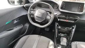 Peugeot E-208 de 2025