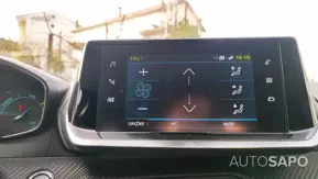 Peugeot E-208 de 2025