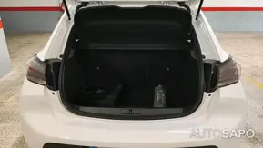 Peugeot E-208 de 2025