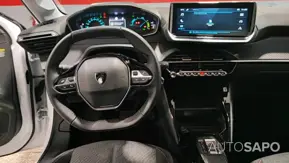 Peugeot E-208 de 2025