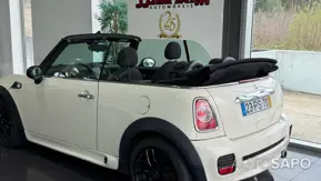 MINI Cabrio Cooper D de 2015