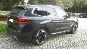 BMW iX3 Impressive de 2021