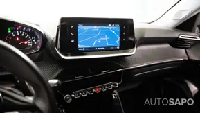 Peugeot 2008 1.2 PureTech Active EAT8 de 2021