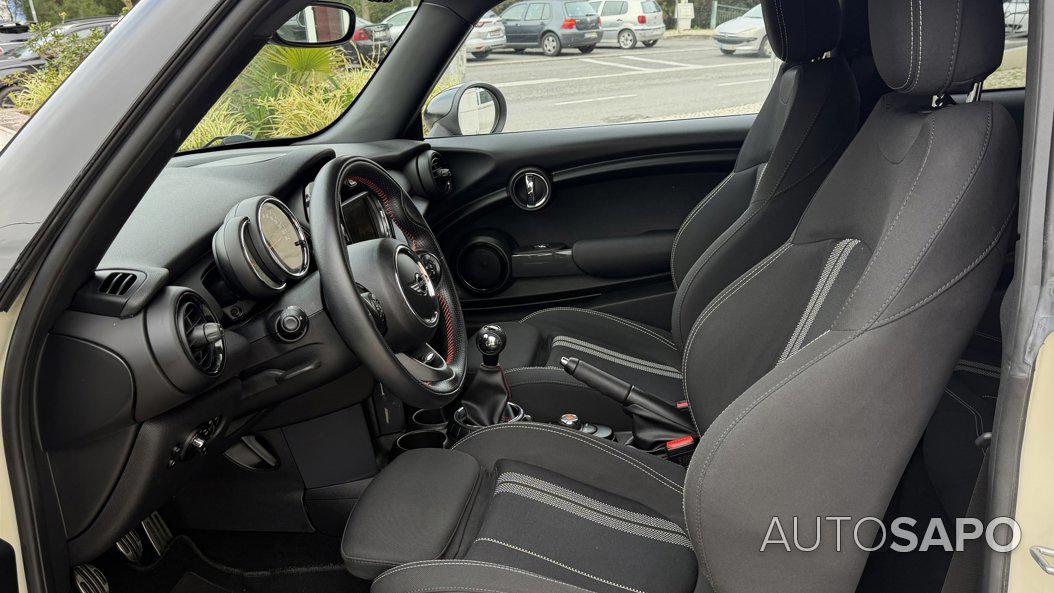 MINI One Standard de 2016