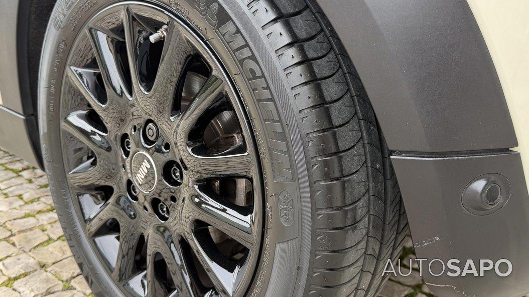 MINI One Standard de 2016