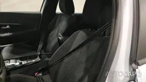 Peugeot E-208 de 2025