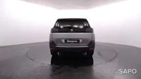 Peugeot 5008 de 2024