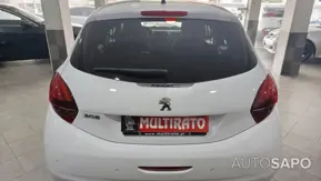 Peugeot 208 de 2015
