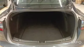 Tesla Model 3 Standard Range Plus RWD de 2022