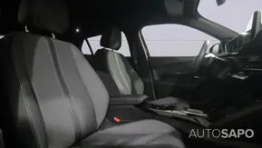 Peugeot e-2008 de 2023