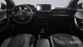 Peugeot e-2008 de 2023