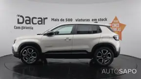 Jeep Avenger 54 kWh Summit de 2025