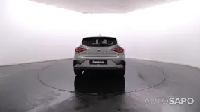 Mitsubishi Colt de 2024