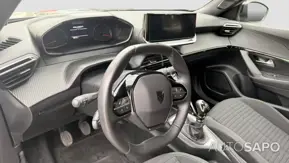 Peugeot 2008 1.2 PureTech Active de 2024