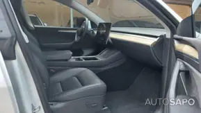 Tesla Model Y de 2024