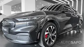 Ford Mustang Mach-E de 2022
