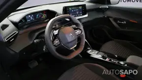 Peugeot e-2008 de 2023