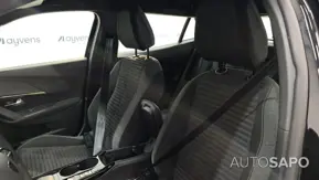 Peugeot e-2008 de 2024