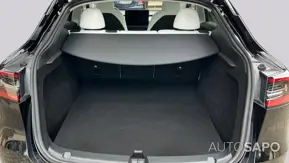 Tesla Model Y de 2024