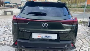 Lexus UX de 2022