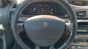 Renault Laguna B. 1.6 Dynamique de 2002