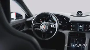 Mercedes-Benz EQA de 2022