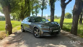 Ford Mustang Mach-E de 2023