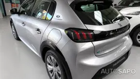 Peugeot E-208 de 2020